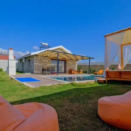 Private Pool With Jacuzzi For 4 People In Fethiye, Mugla - Awz 211 Villa