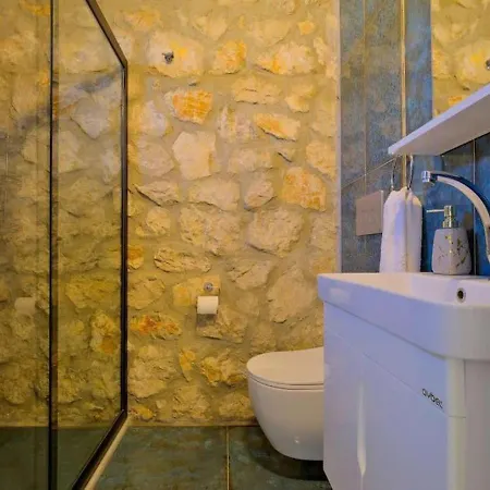 Private Pool With Jacuzzi For 4 People In Fethiye, Mugla - Awz 211 Fethiye