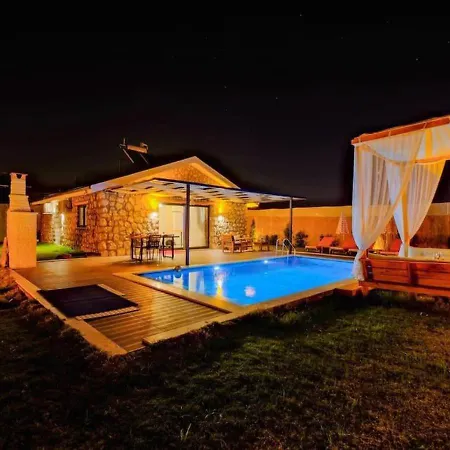 Private Pool With Jacuzzi For 4 People In Fethiye, Mugla - Awz 211 Villa *